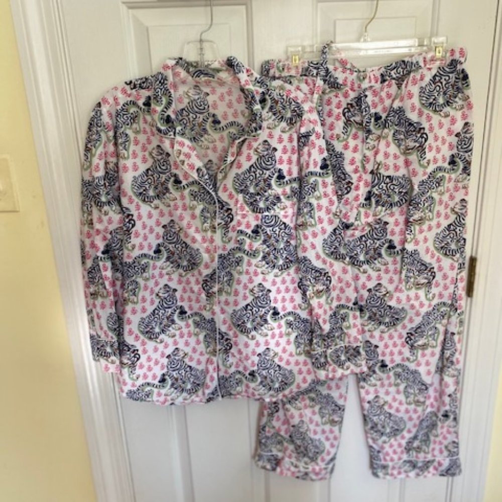 Print Fresh Tiger Queen - Long Sleep Set - French Rose with Tigers - EUC